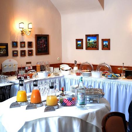 Hotel Binz 베른카슈텔쿠에스 외부 사진
