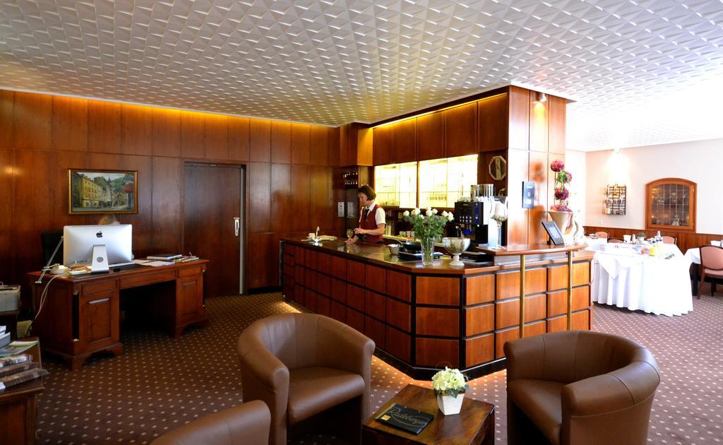 Hotel Binz 베른카슈텔쿠에스 외부 사진
